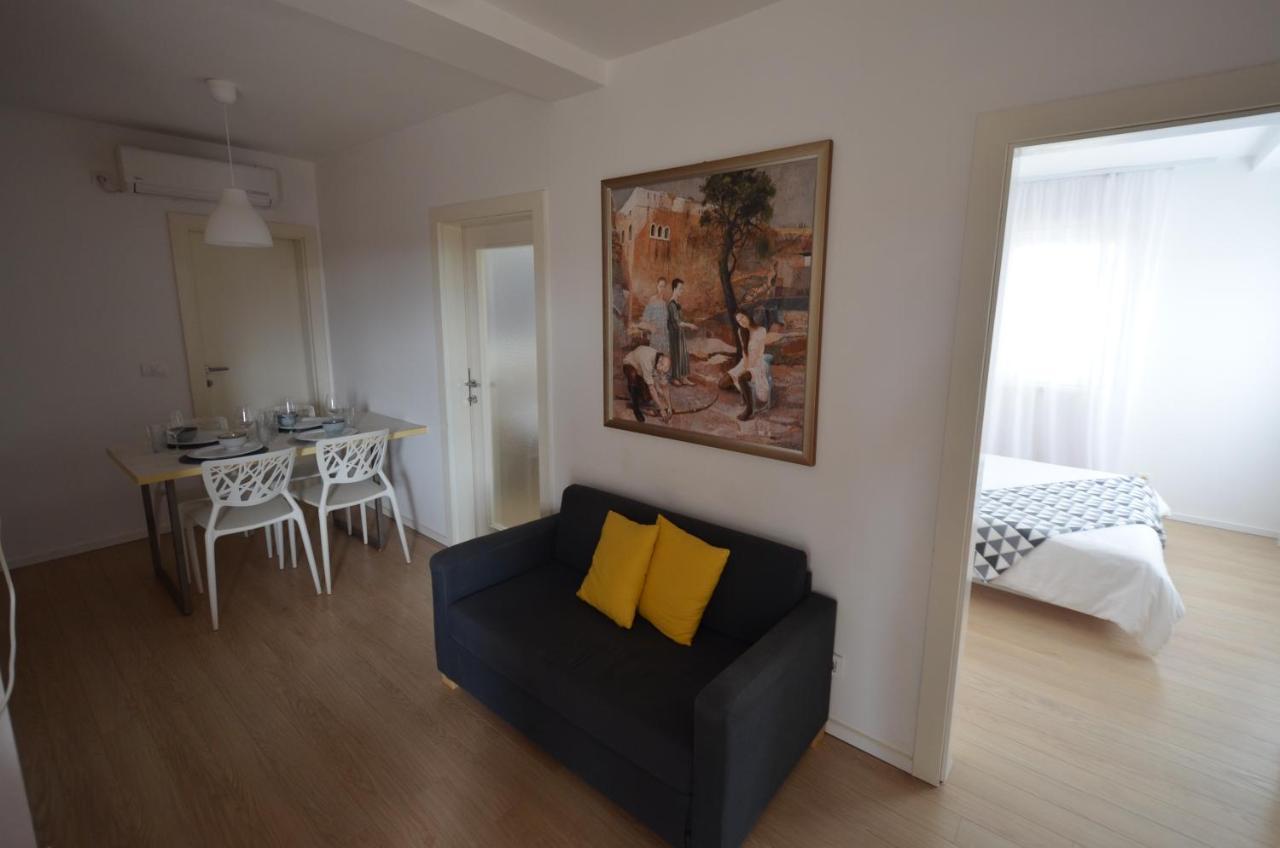 Apartments Karmen Maria Novigrad Istria Eksteriør bilde