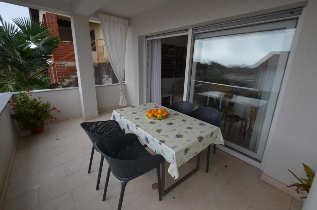 Apartments Karmen Maria Novigrad Istria Eksteriør bilde